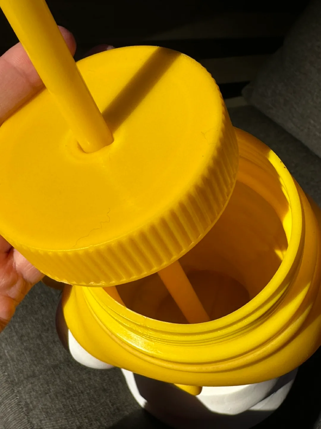 Homer Simpson 2010 Collector Drink Bottle image indicator(9)