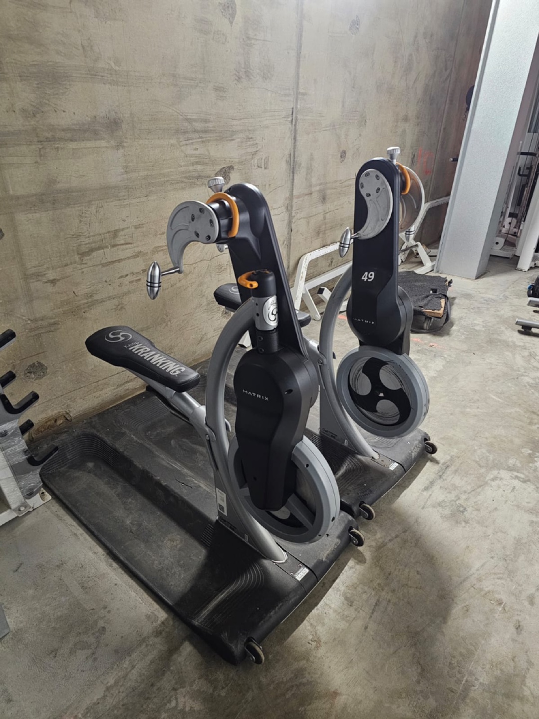 Pair of Matrix Fitness kranking machines - photo 3