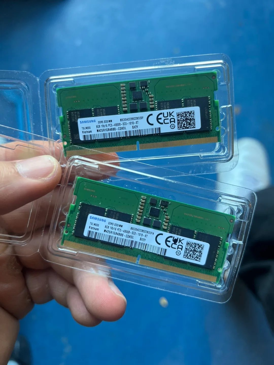 Samsung 16GB DDR5 4800 MHz PC5-38400 SODIMM Laptop Memory RAM