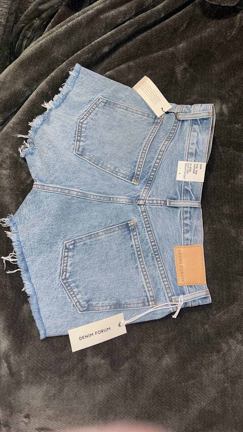Aritzia Jean shorts - photo 3