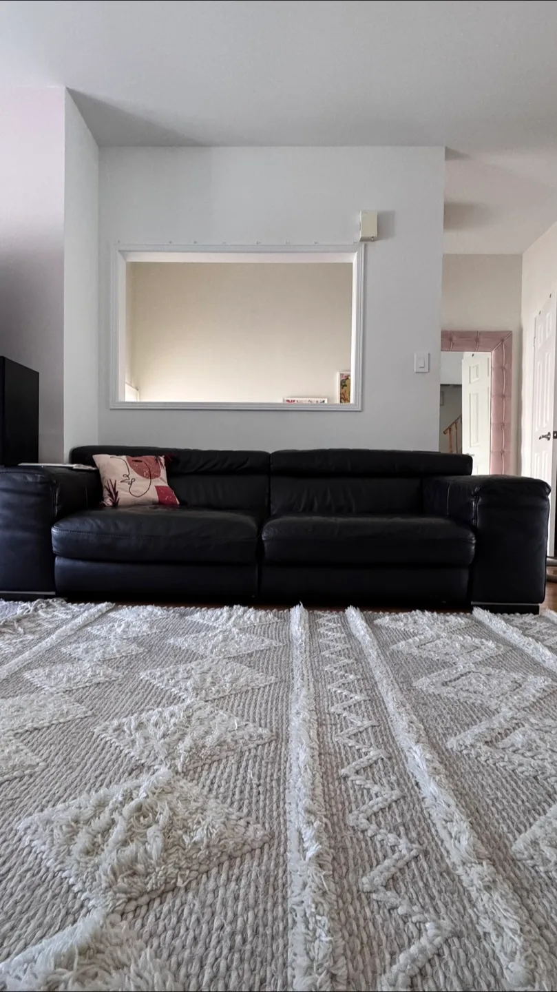 Leather Sofa thumbnail