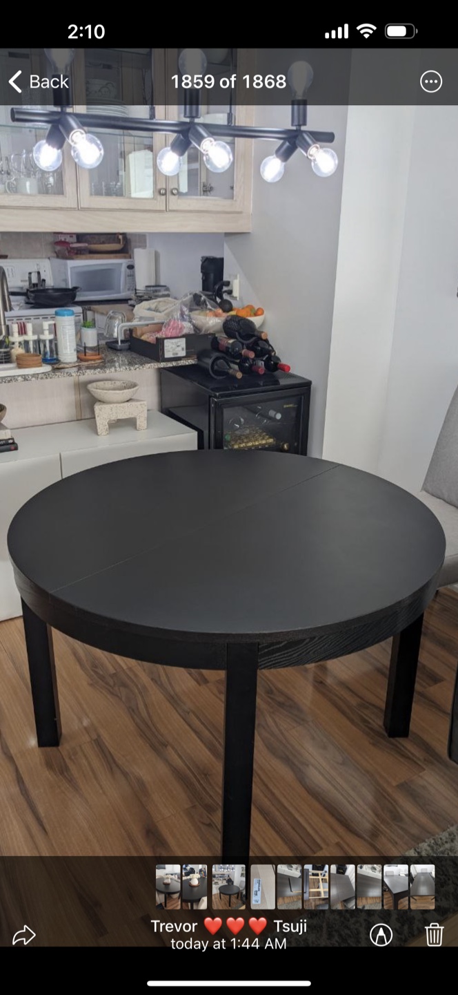 Black Round Extendable Dining Table