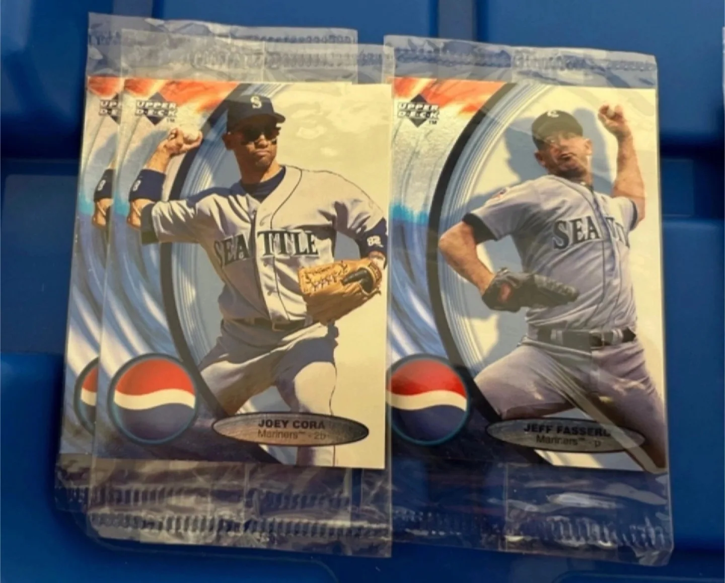 🏒 1998 Upper Deck Pepsi Mariners Baseball Cards - Lot of 10 image indicator(5)