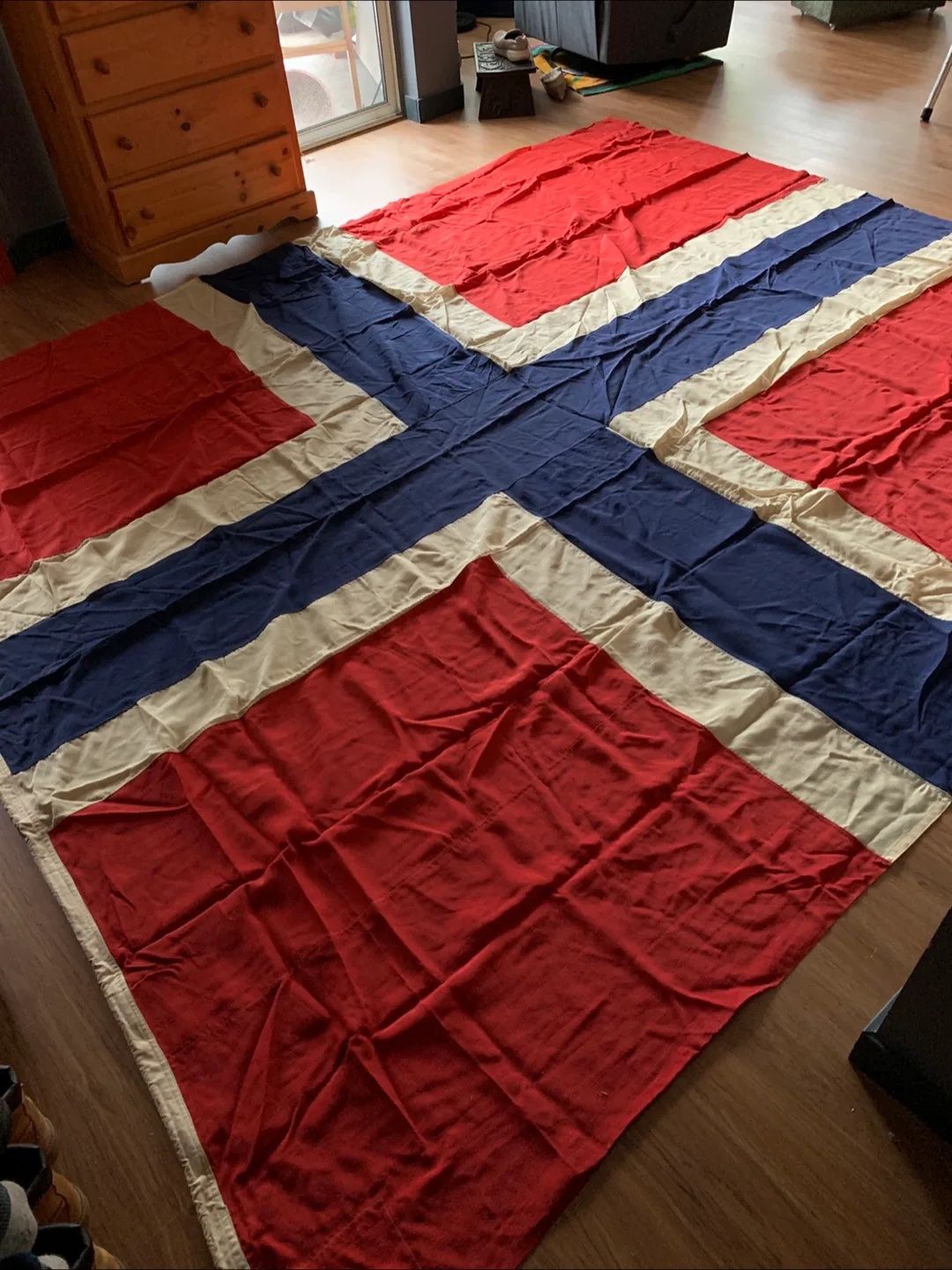 Large Vintage Norwegian Flag image indicator(3)