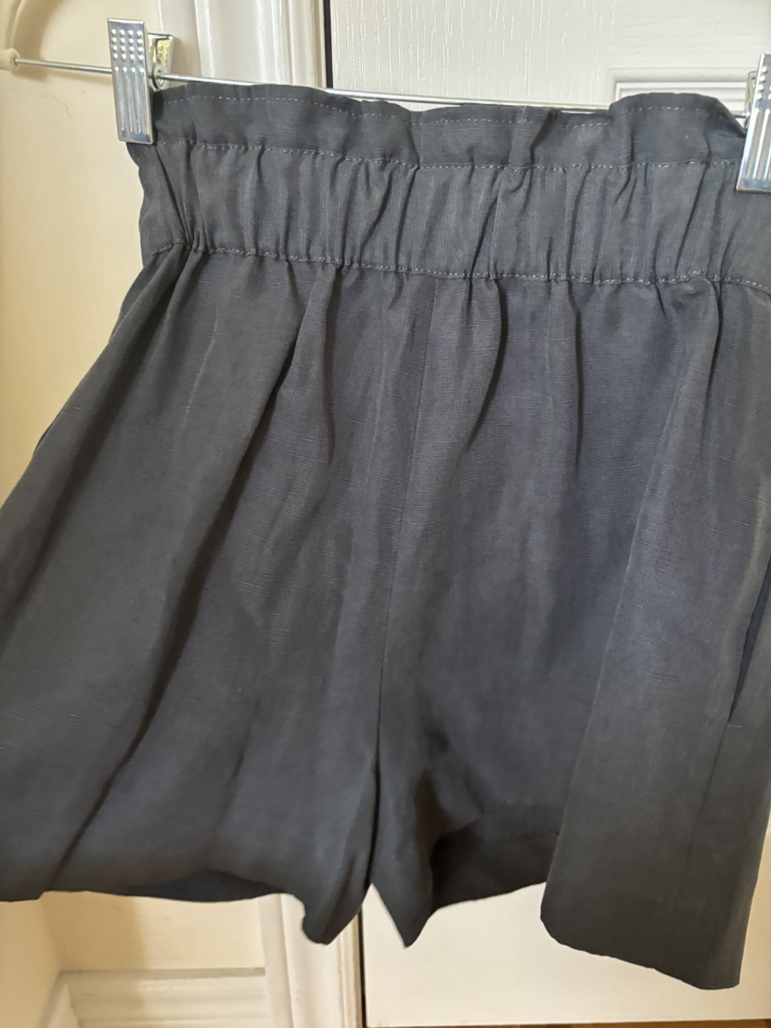 Club Monaco Belted Paperbag Shorts Size 0 - photo 3