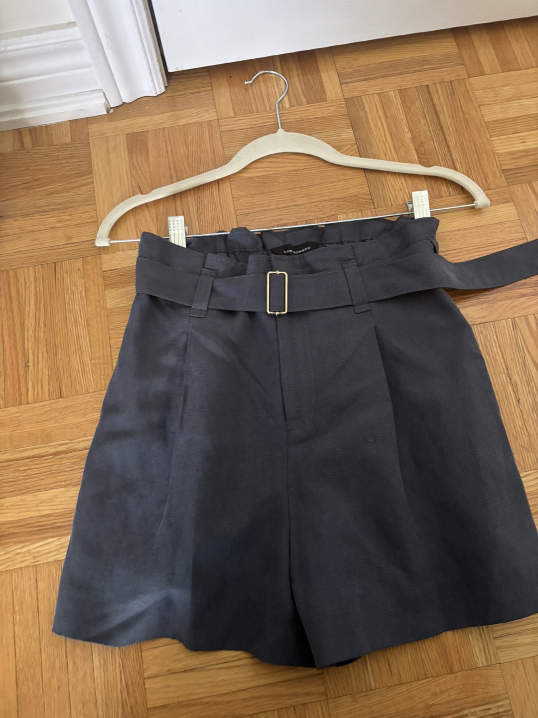 Club Monaco Belted Paperbag Shorts Size 0 - photo 2
