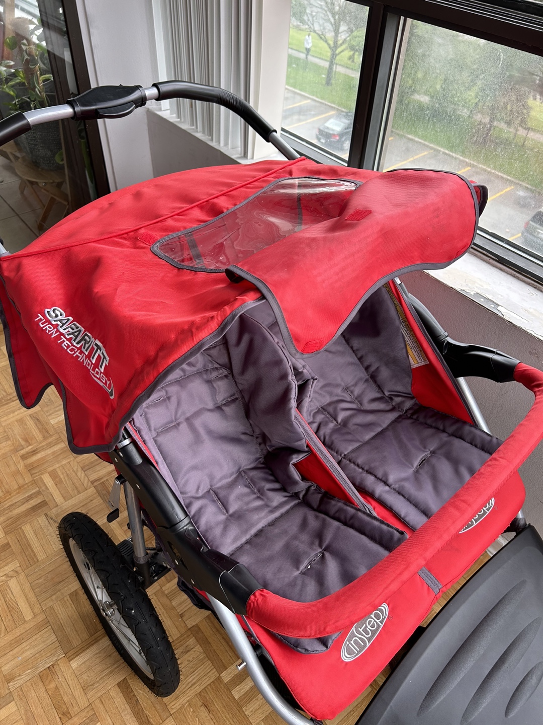InStep Safari Twin Double Jogging Stroller - photo 2