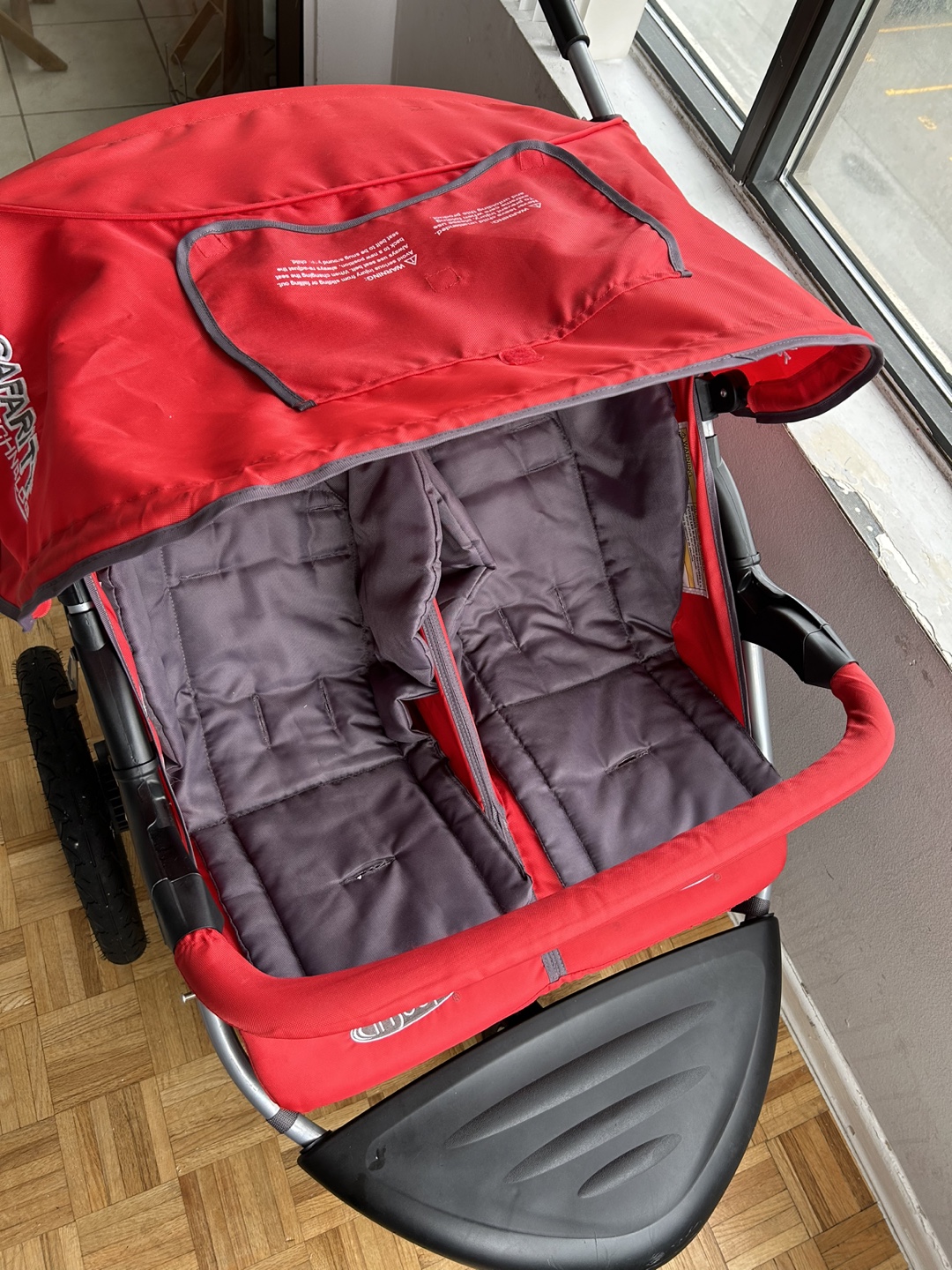 InStep Safari Twin Double Jogging Stroller - photo 3
