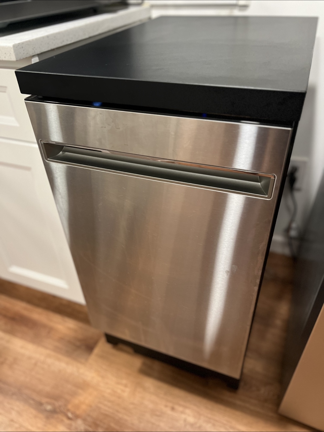 GE 18 in. Stainless Steel Portable Dishwasher - photo 2
