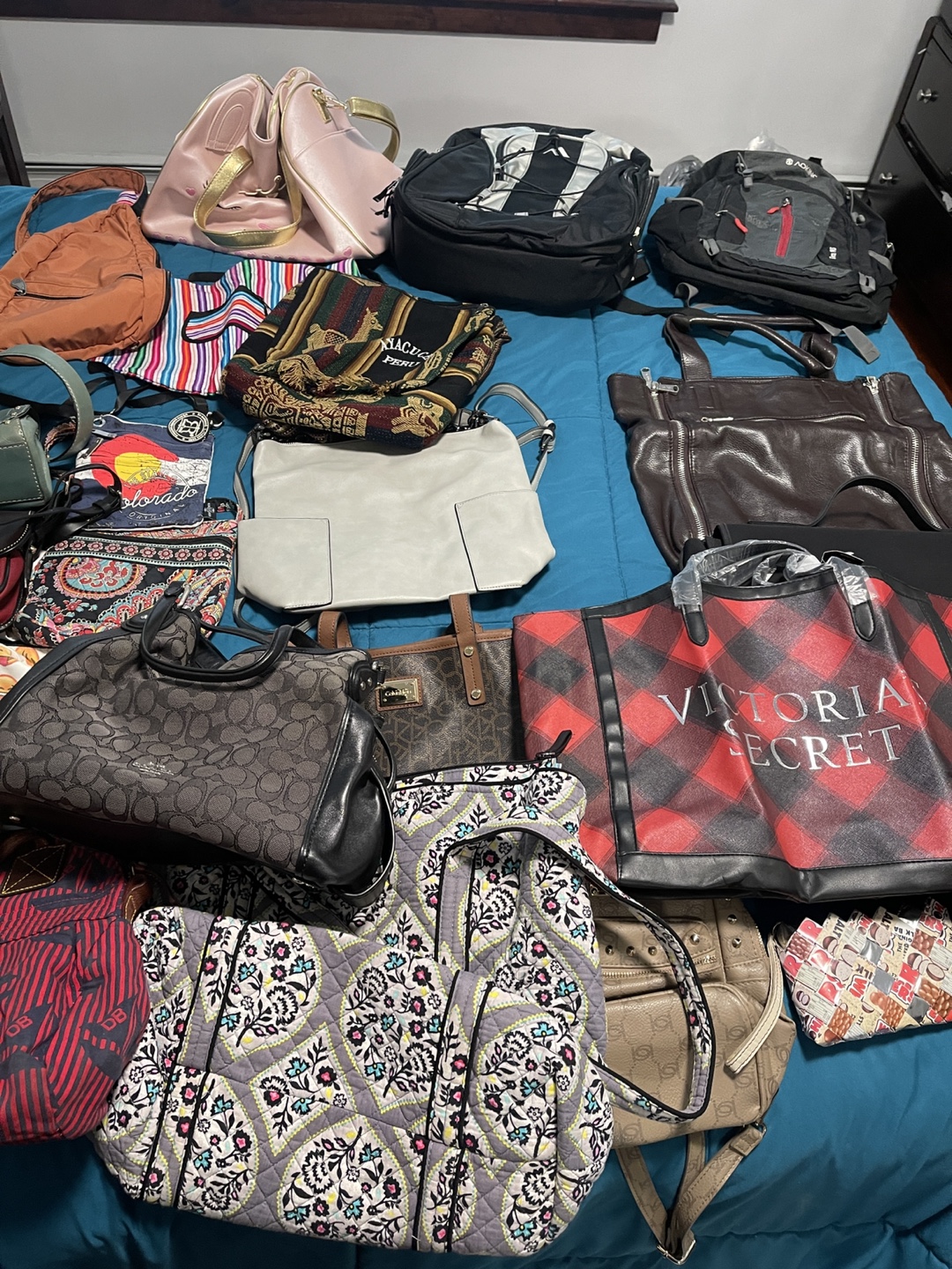 Lot of purses & bags - photo 4
