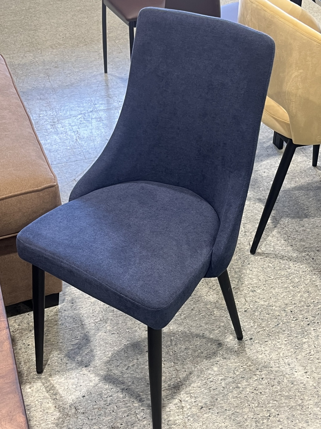 Navy Blue Velvet Dining Chair with Black Legs