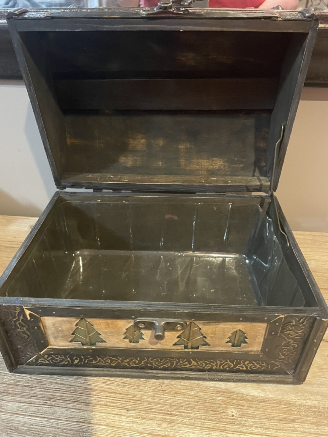 Wooden Decorative Trunk Box - photo 2