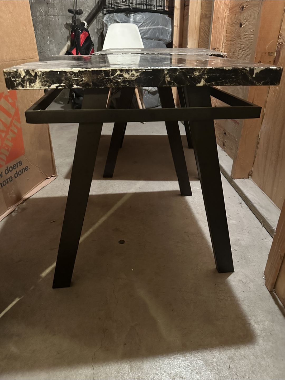 Pair of Black Fake Marble Accent Tables - photo 4