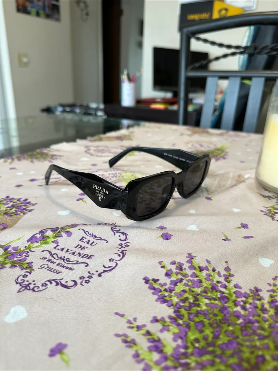 Prada Sunglasses image indicator(3)