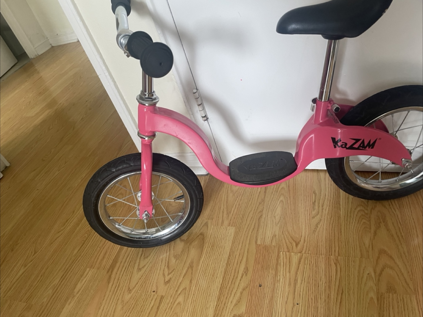 Kazam Pink Balance Bike - photo 2