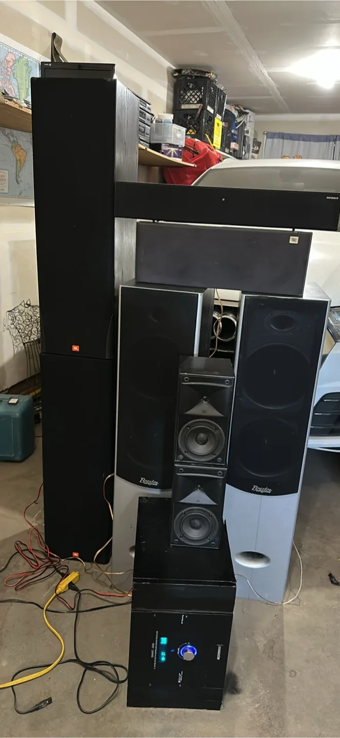 Home Theatre System 5.1 Surround Sound Speakers and Subwoofer thumbnail