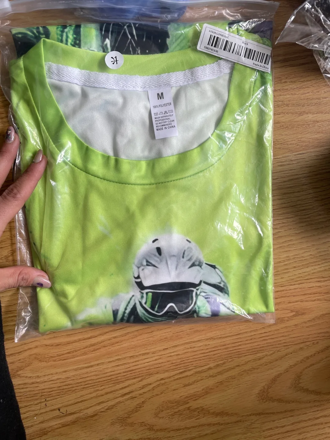 Print Hoodie, 5 T-shirts, Golf Polo, Duvet Covers 🏒 image indicator(8)