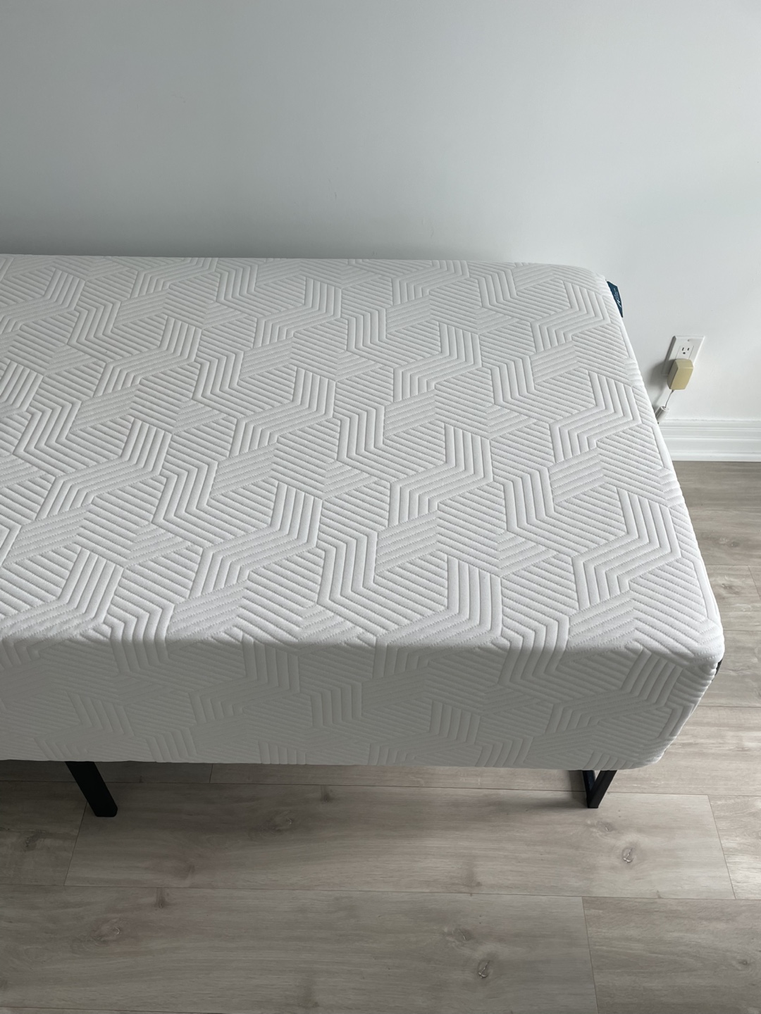 Twin Mattress – LUCID 14" Memory Foam - photo 5