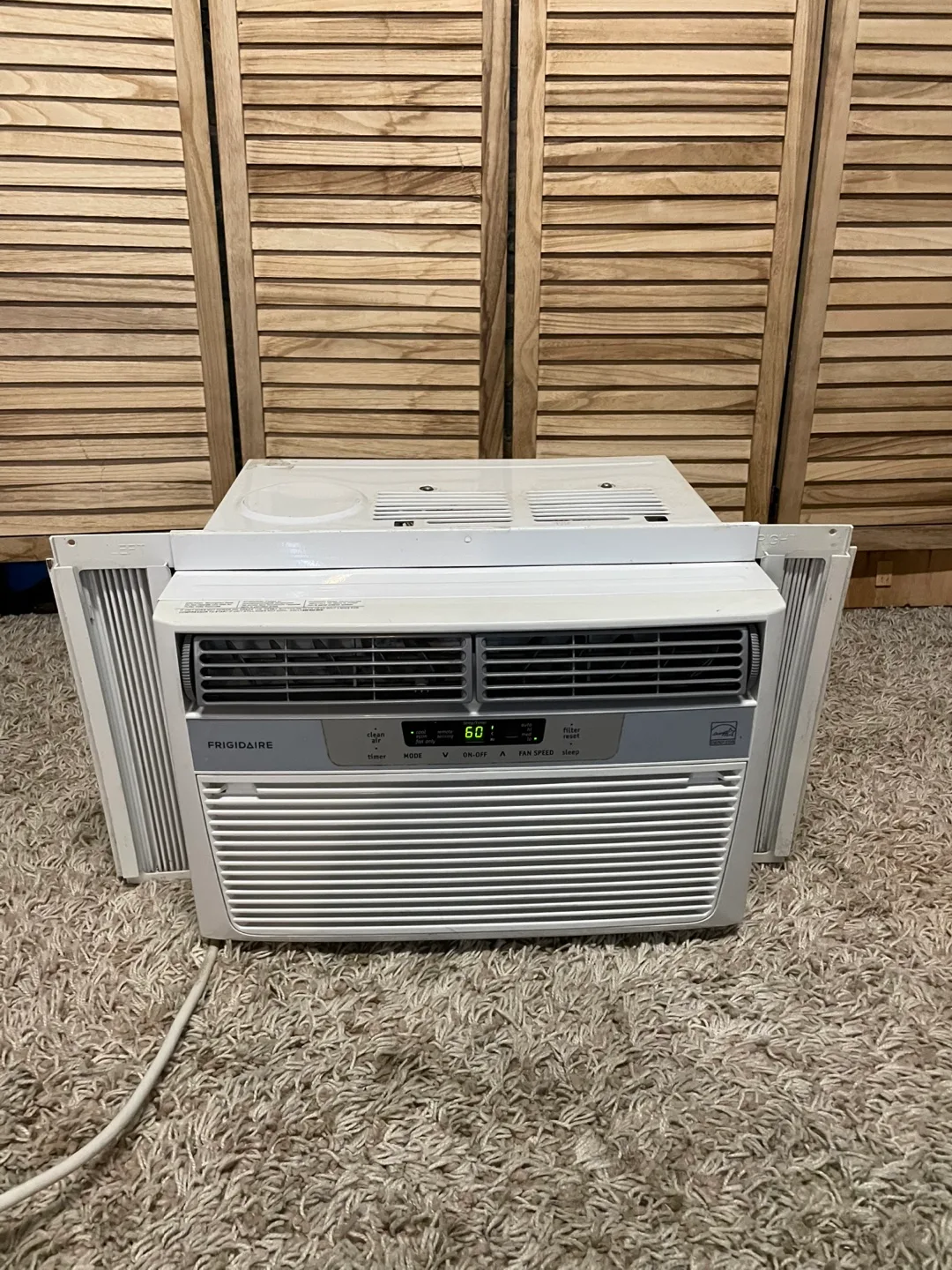 Frigidaire  Air Conditioner Unit thumbnail