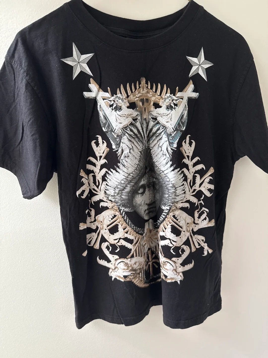 Authentic Givenchy Paris Angel Crest Black T-Shirt thumbnail