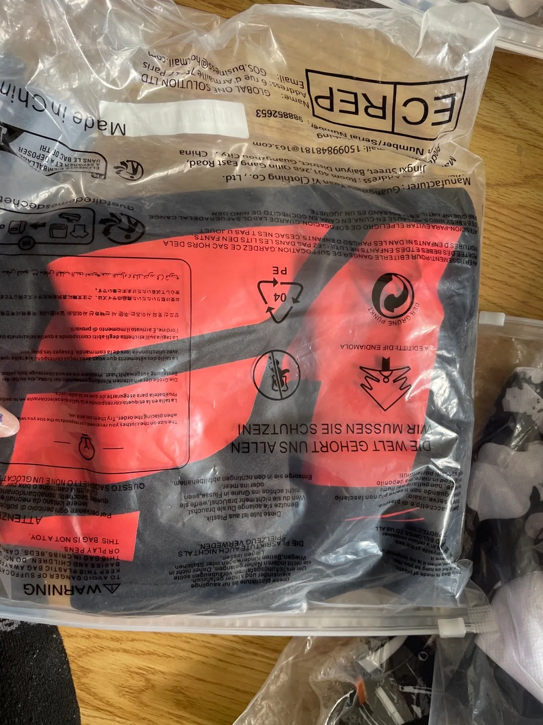 🏒 New Men's Sneakers and Clothing Bundle image indicator(4)