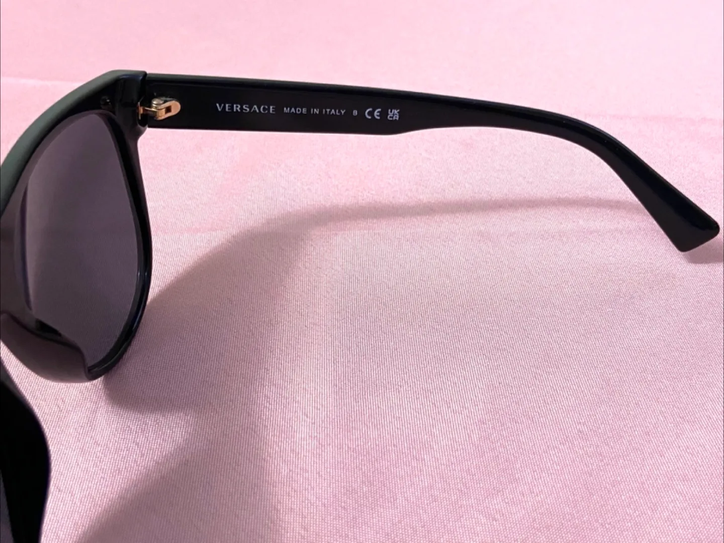 *** New & Authentic *** Versace Sunglasses image indicator(8)