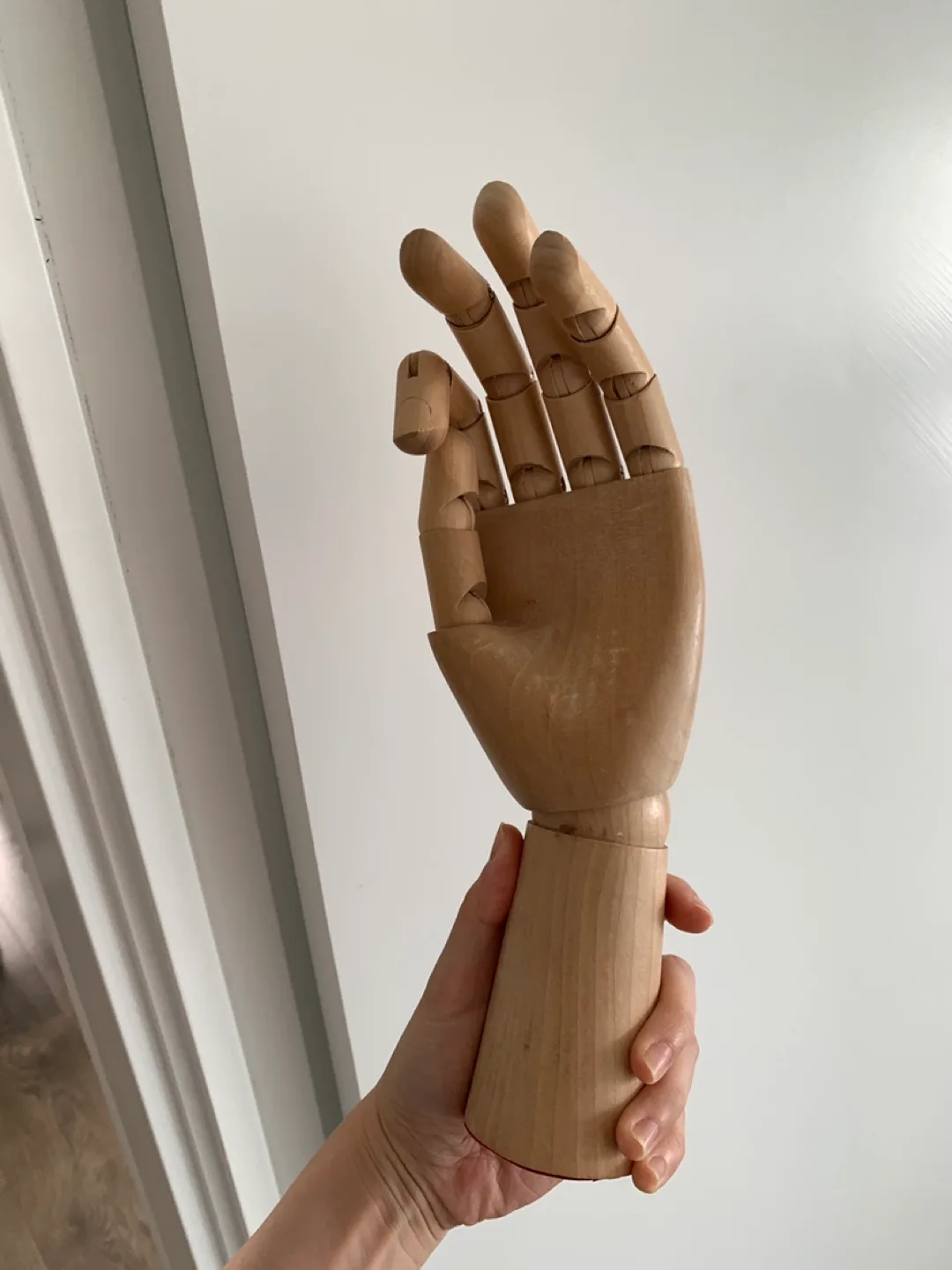 Wooden Artist's Hand Mannequin thumbnail