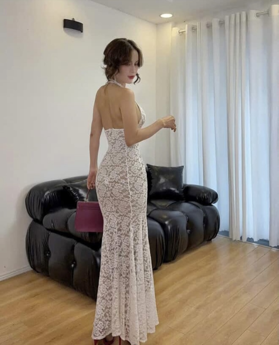 Stunning White Lace Halter Maxi Dress - photo 3