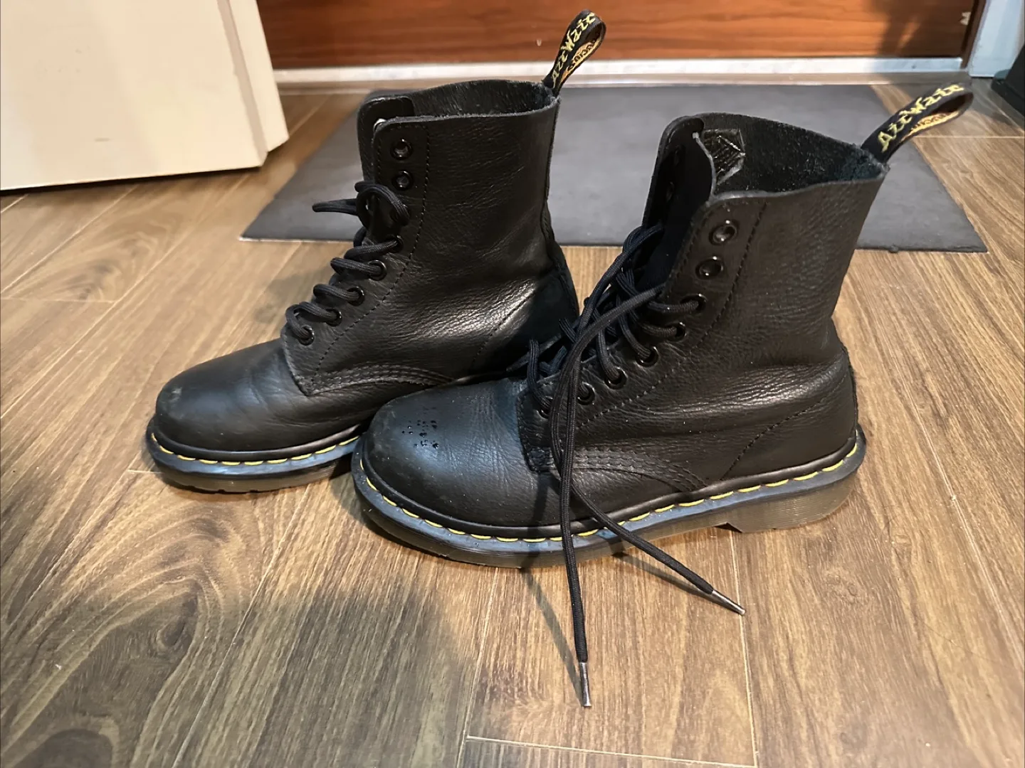 Dr. Martens 1460 Pascal Virginia Leather Boots - Black thumbnail