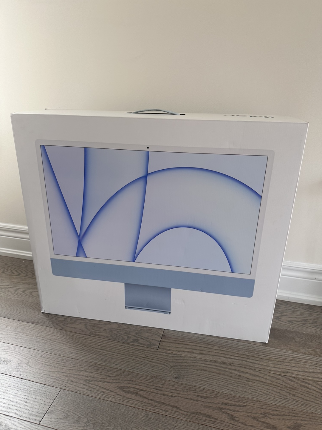 New Apple iMac 24-inch 8GB RAM 256GB SSD