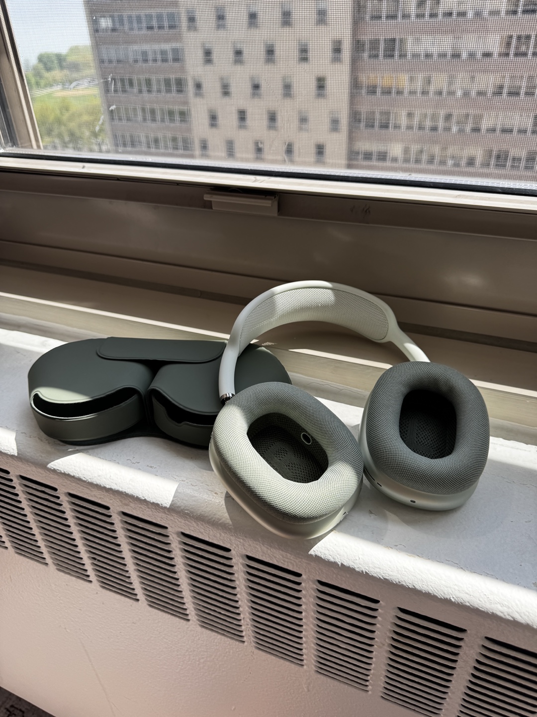 Apple AirPods Max Headphones - Green - photo 4
