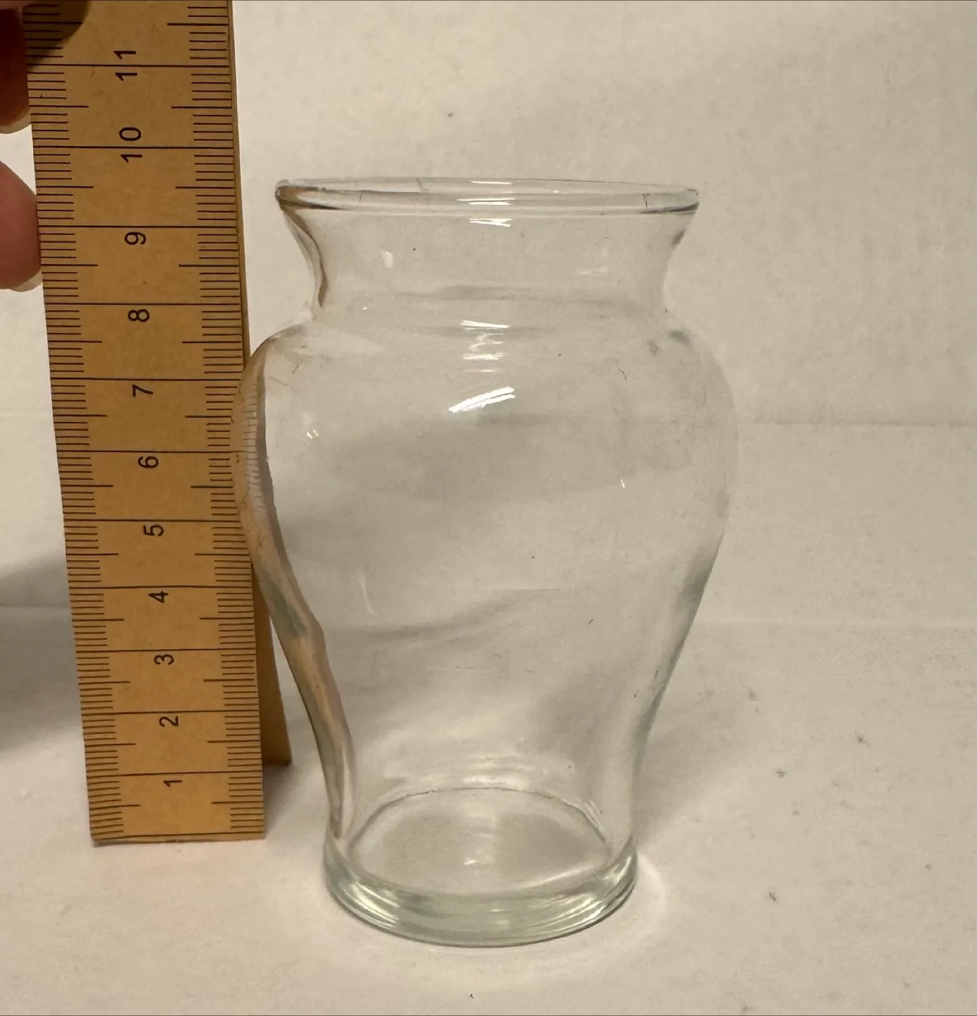 🏒Small Clear Glass Vase thumbnail
