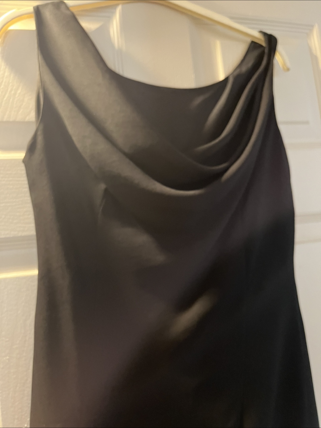 Elegant Black Cocktail Dress with Floral Embellishments - photo 3