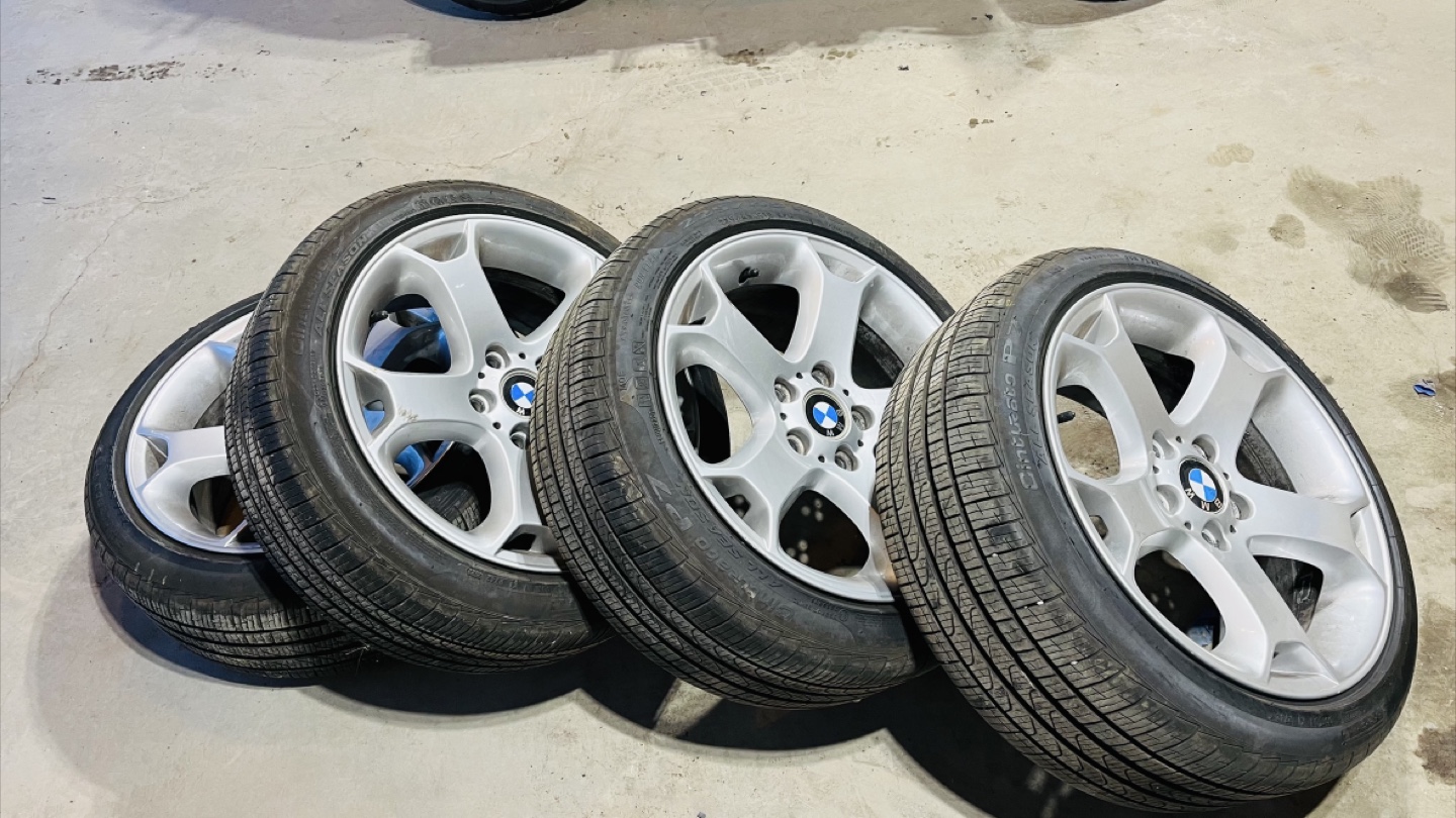 BMW 18" Alloy Wheels with Tires - photo 2