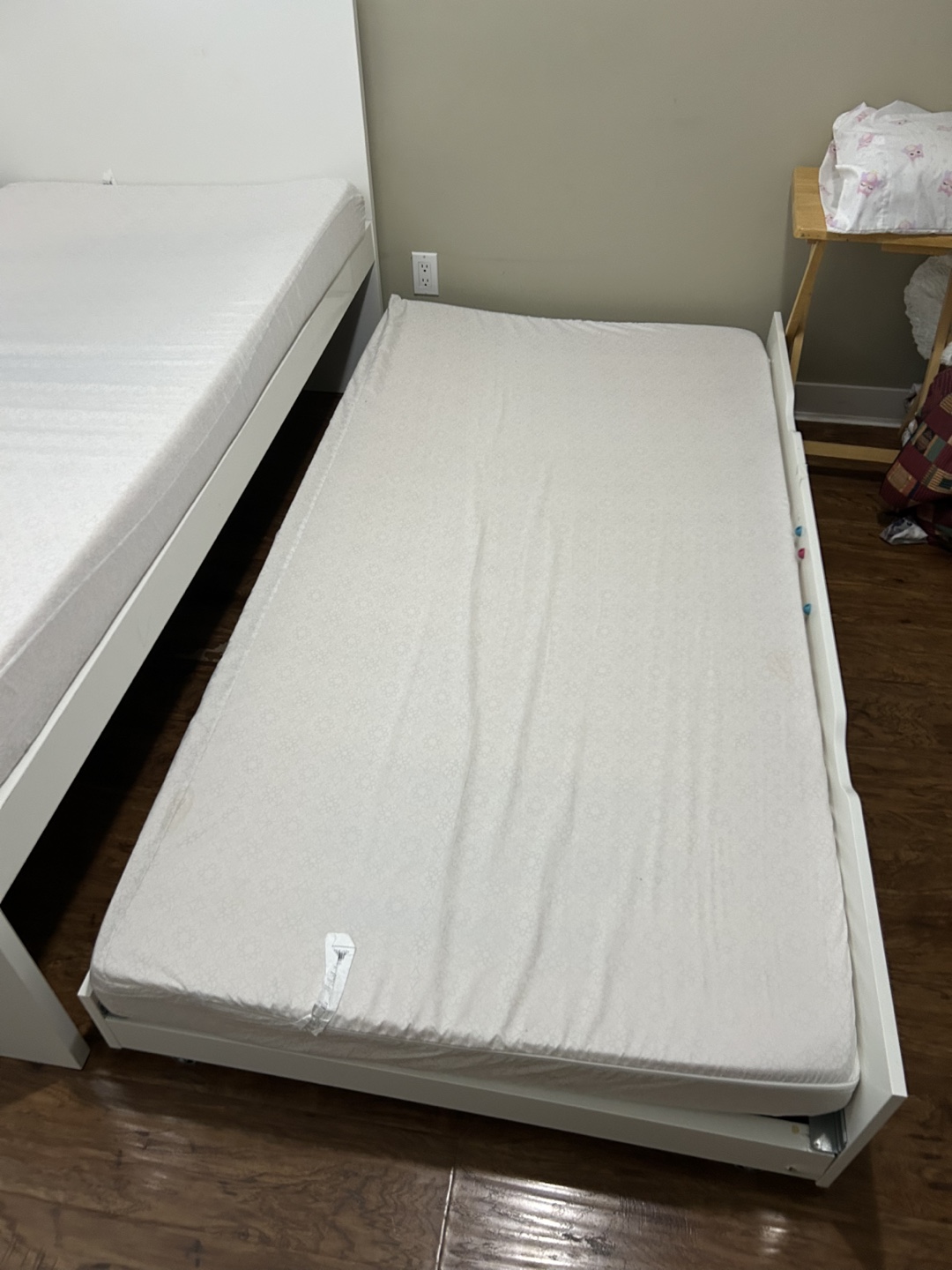 Day Bed with Trundle - photo 3