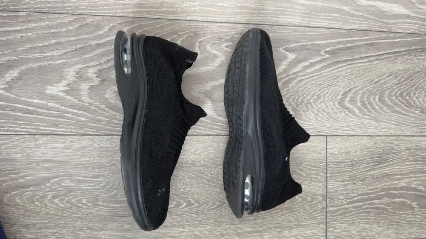 Black Knit Slip-On Sneakers - Size 11 thumbnail