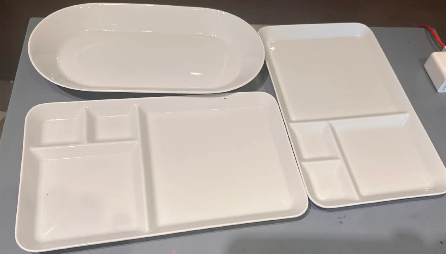 IKEA Set of 3 White Serving Platters thumbnail