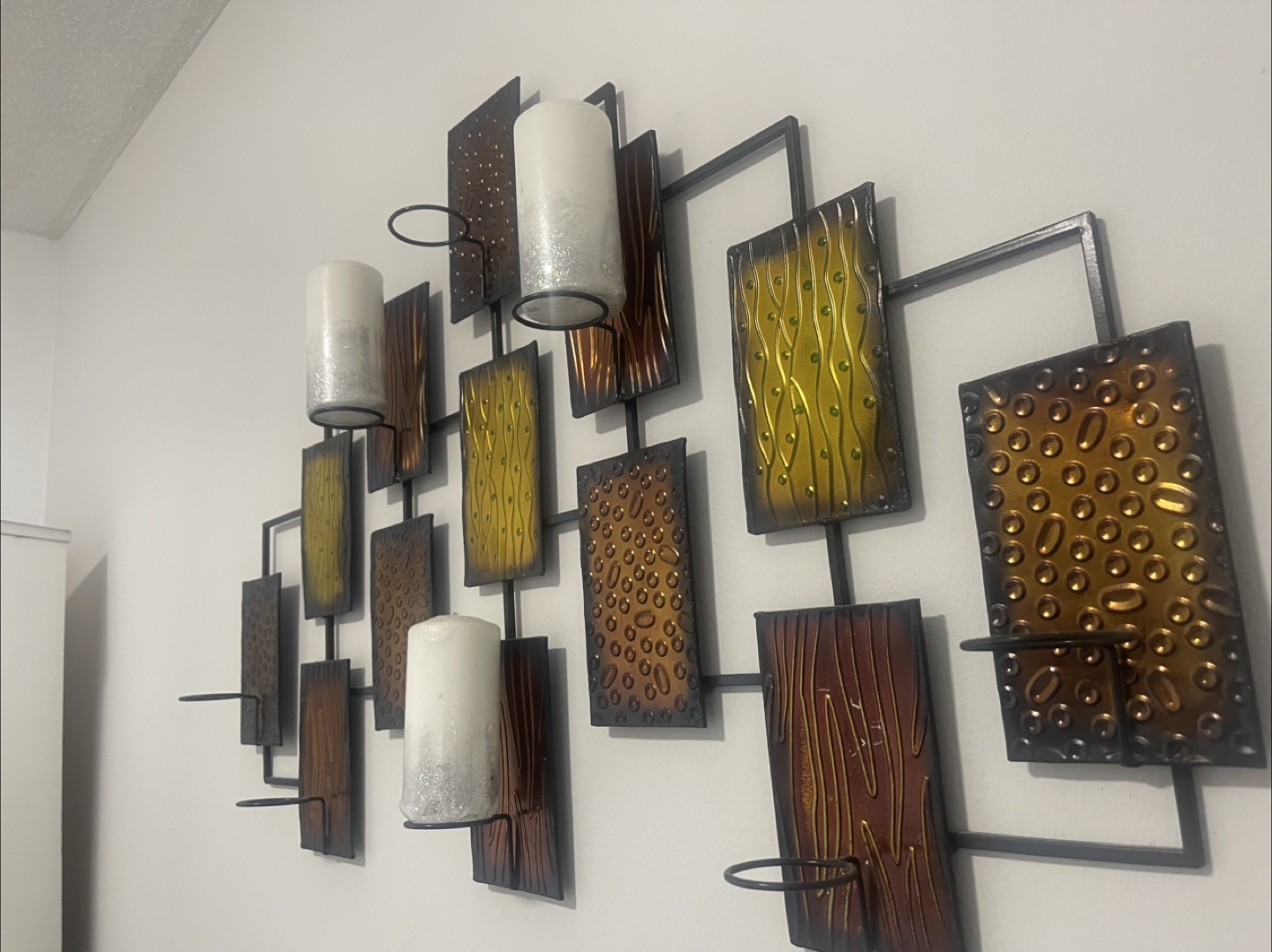 Metal Wall-Mounted Candle Holder - photo 2