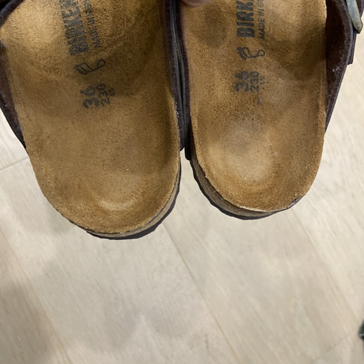 Size 5/36 women’s Birkenstock Gizeh sandals - photo 5