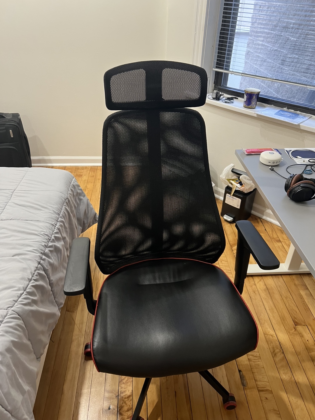 High-Back Mesh Office Chair with Headrest