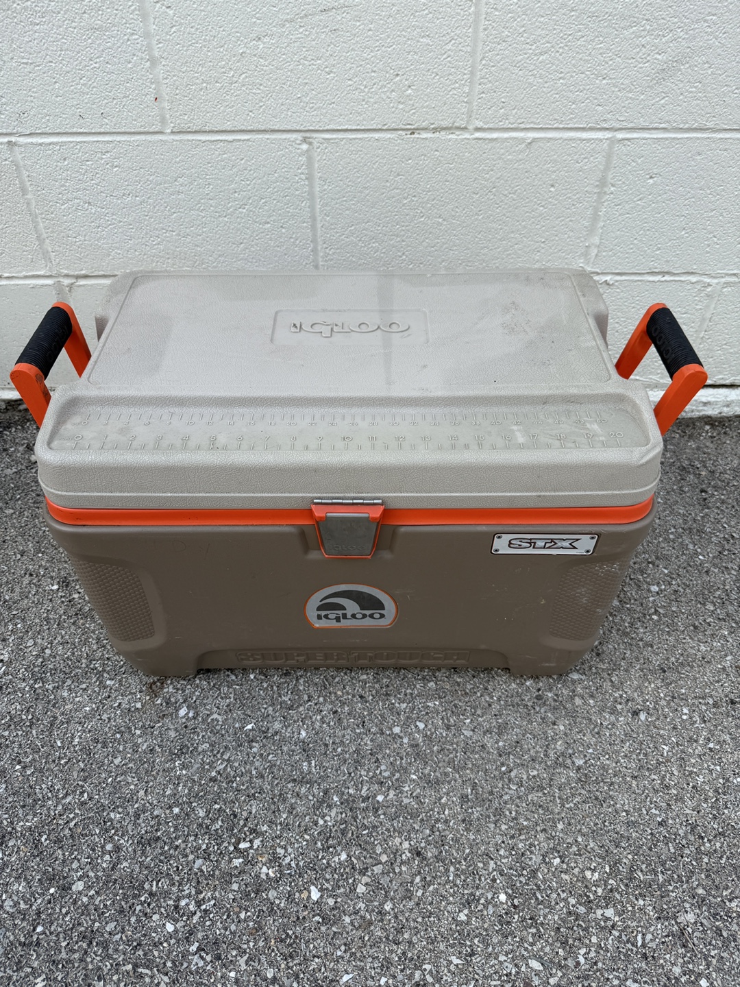 Igloo Supertough 50 Qt. Cooler
