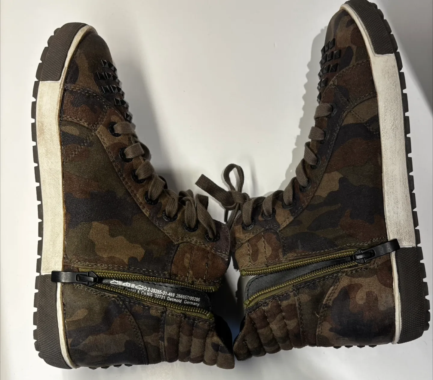 Womens Marco Tozzi Designer  Camo Side Zip High Tops SZ 9 image indicator(4)