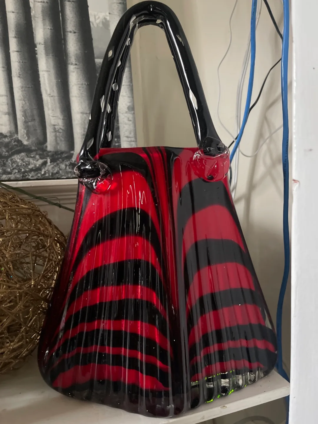 Red and Black Glass Handbag Vase BEST OFFER thumbnail