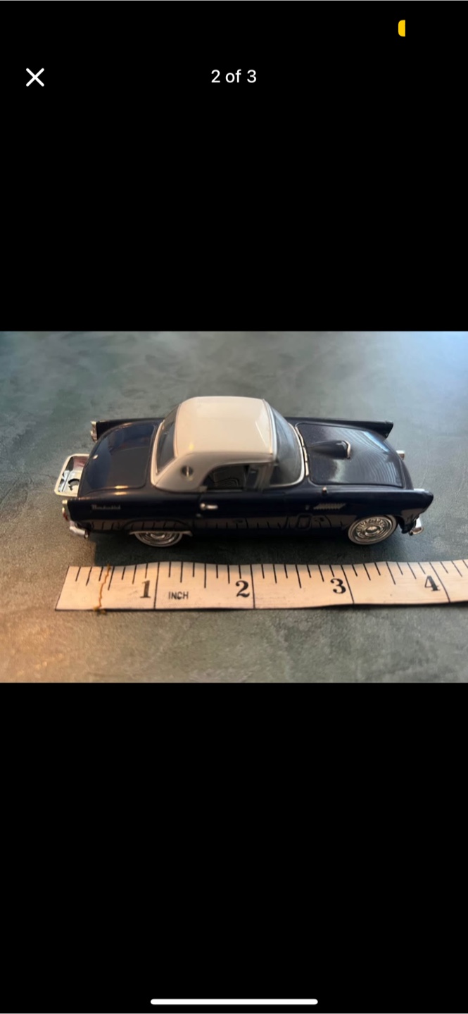 Lot of 3 Classic Car Die-Cast Model Vehicles - photo 3