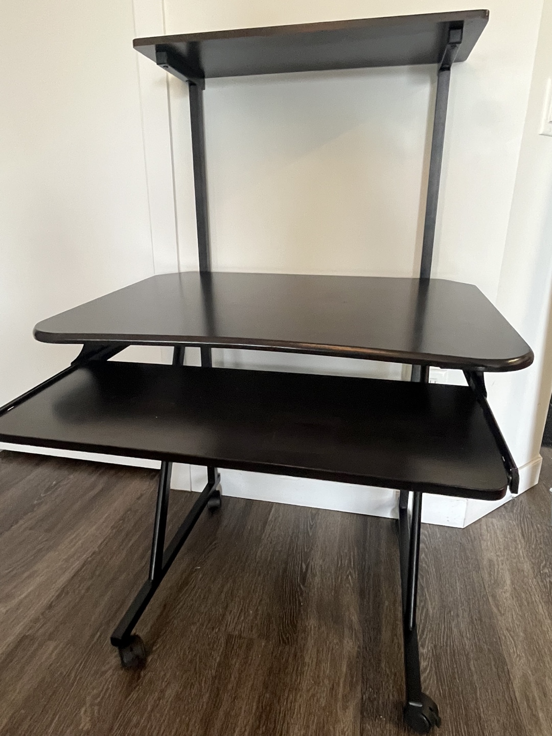 Computer Desk with Keyboard Tray and Upper Shelf