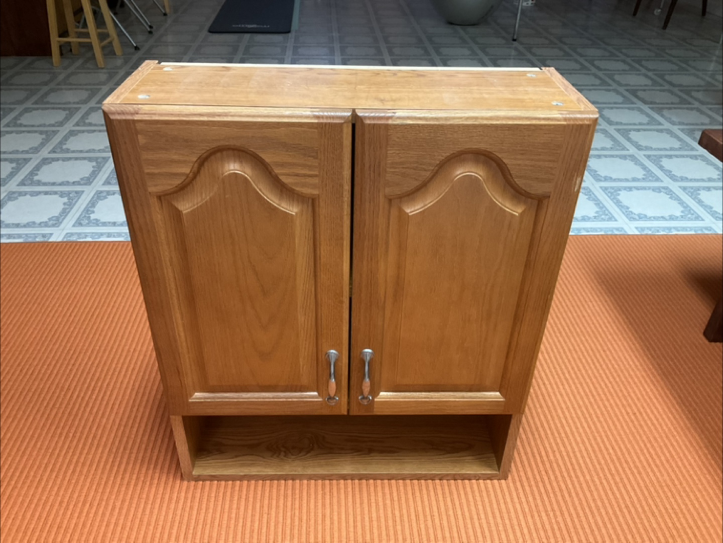 Oak Wood Wall Cabinet with Two Doors and Shelves