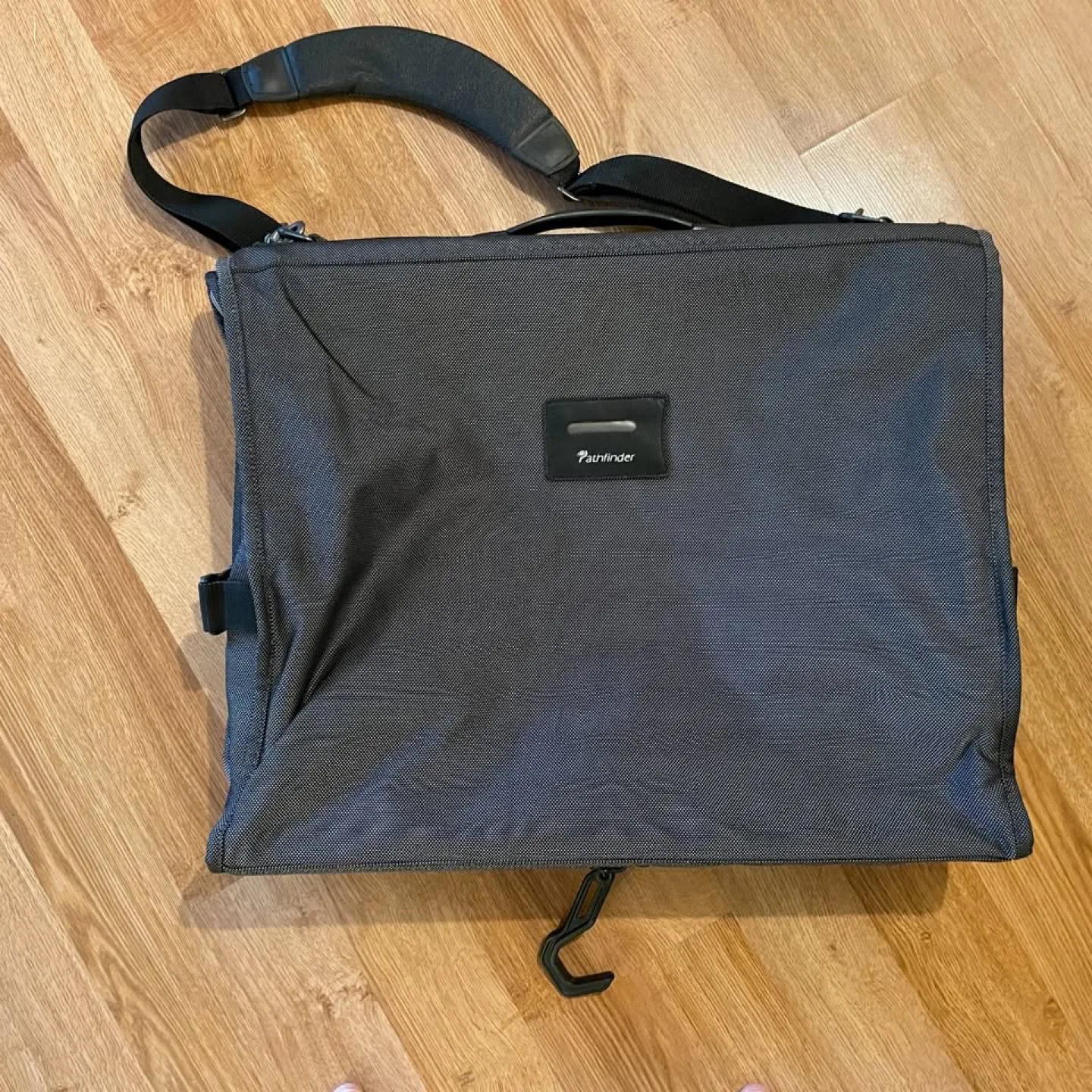 Parminder Garment Bag - Carry-on Suit Bag thumbnail