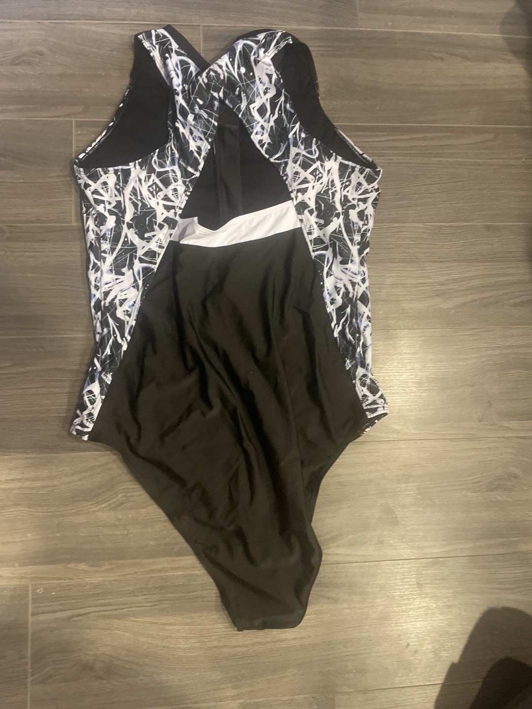 Women's Size 20 One-Piece Swimsuit - Black & White patterned - photo 2
