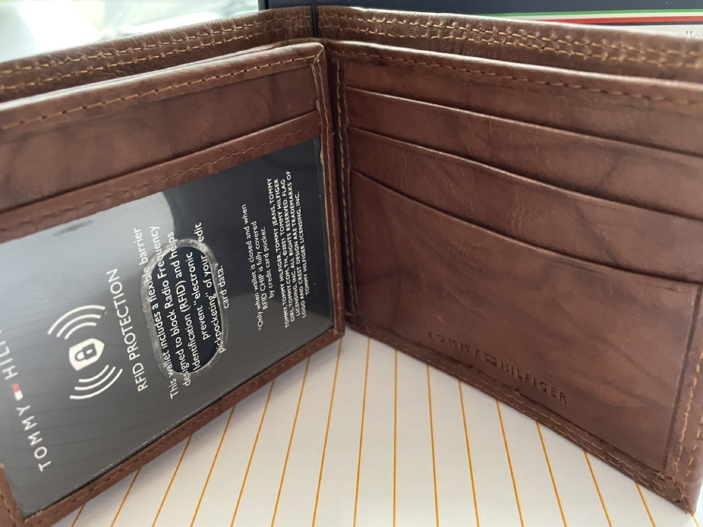 Tommy Hilfiger Genuine Leather Wallet with RFID Protection - photo 2