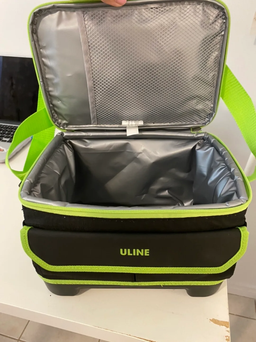 Uline Insulated Lunch Bag image indicator(2)